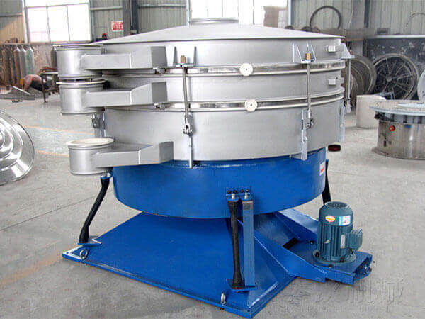 摇摆筛仿照的就是简单的筛分方式双眼双手筛分，它是目前有效的模拟了人工筛分运动的有效原理。